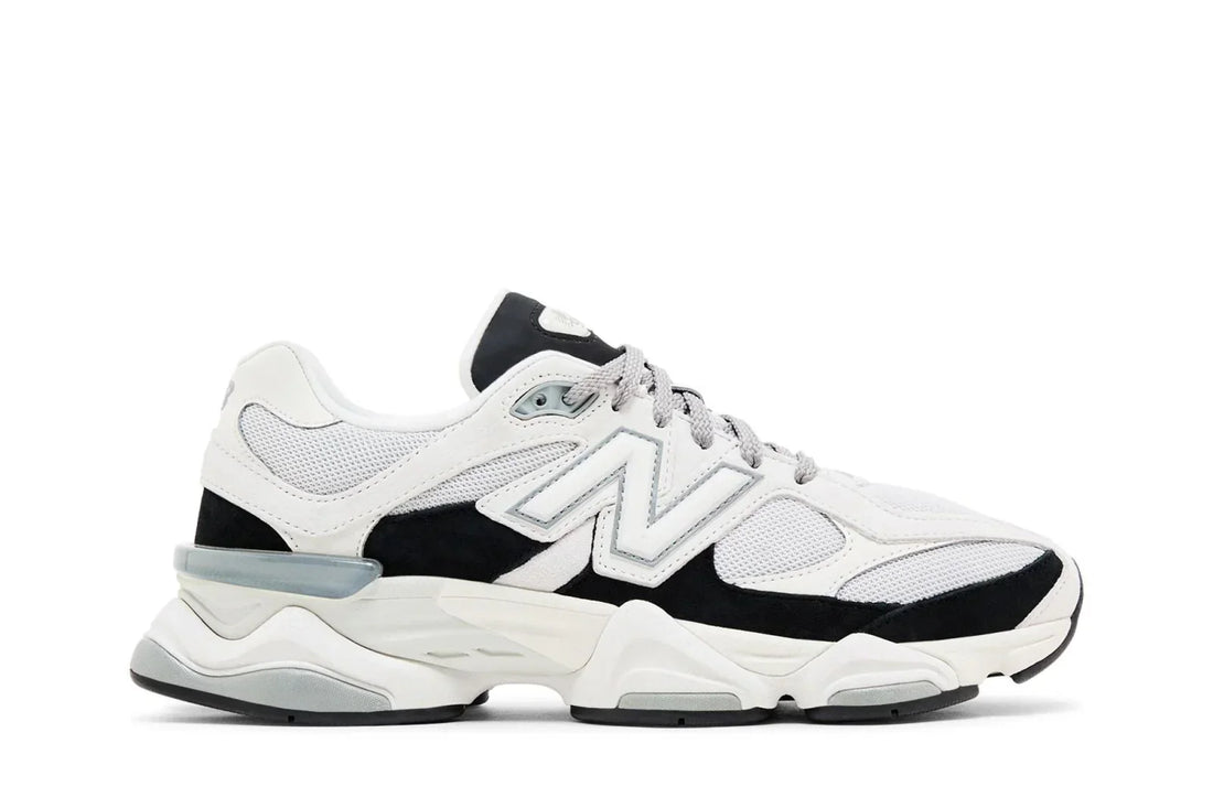 New Balance 9060 Reflection Black Suede Branco