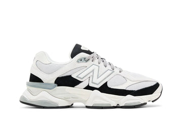 New Balance 9060 Reflection Black Suede Branco