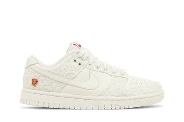 Nike Dunk Low Give Her Flowers Branco