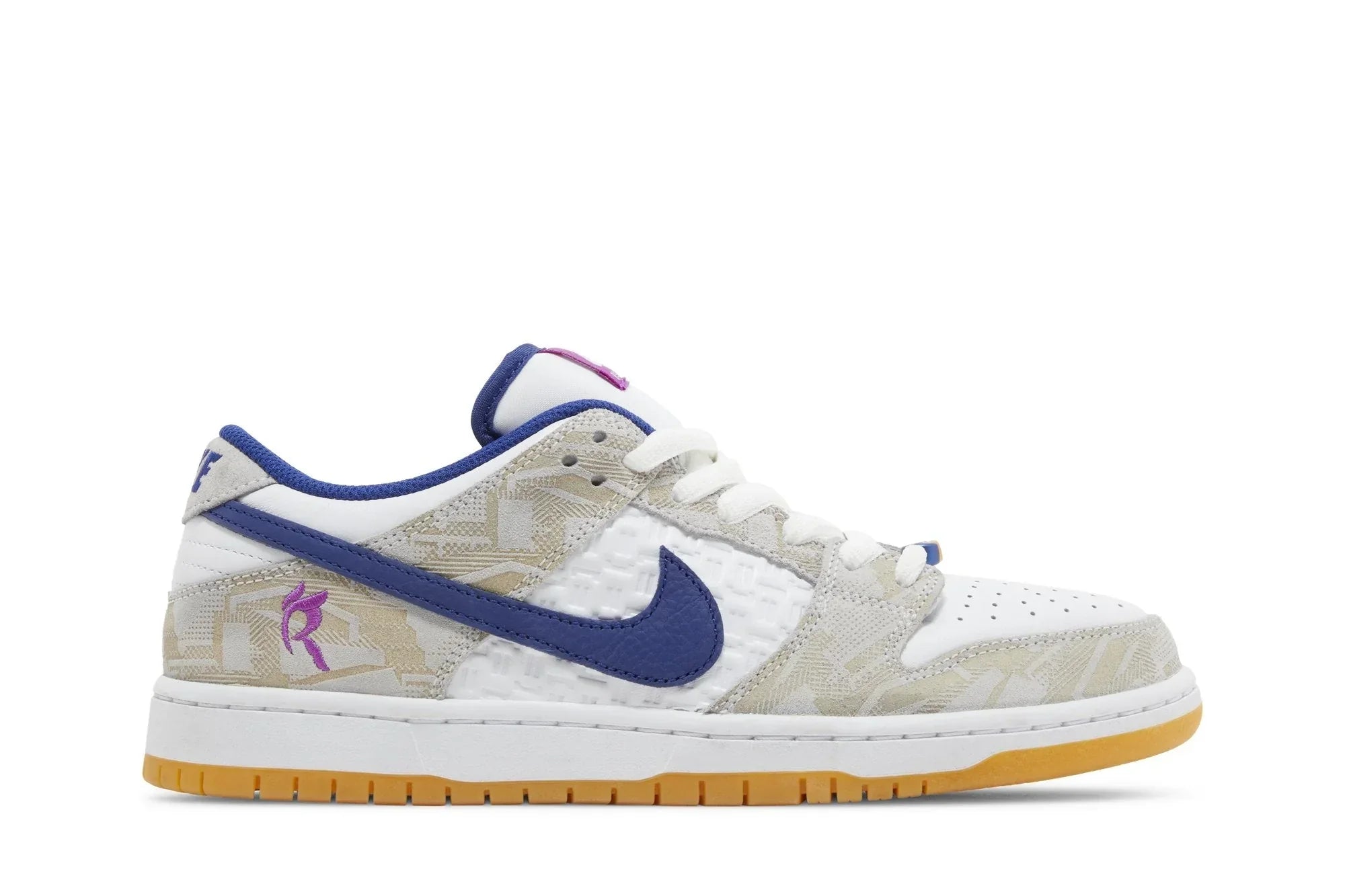 Nike Sb Dunk Low x Rayssa Leal Bege