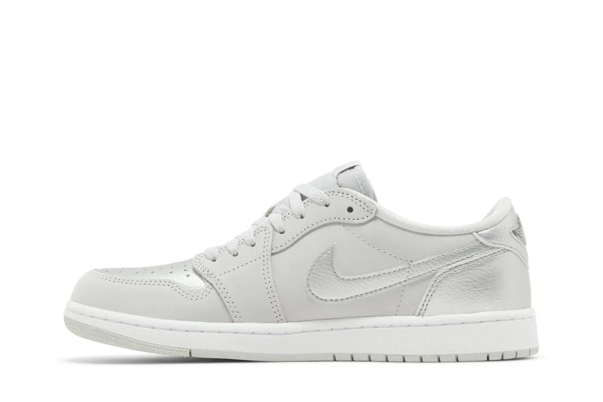 Air Jordan 1 Low Og Metallic Silver