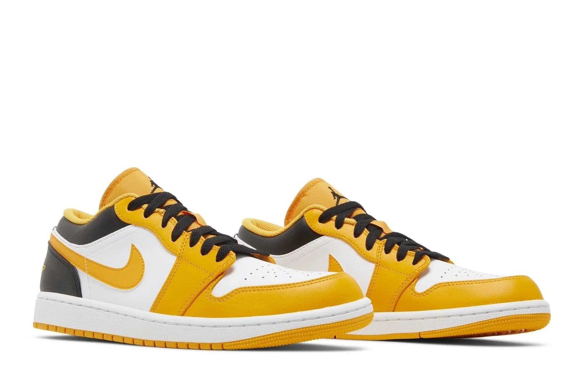 Air Jordan 1 Low Taxi