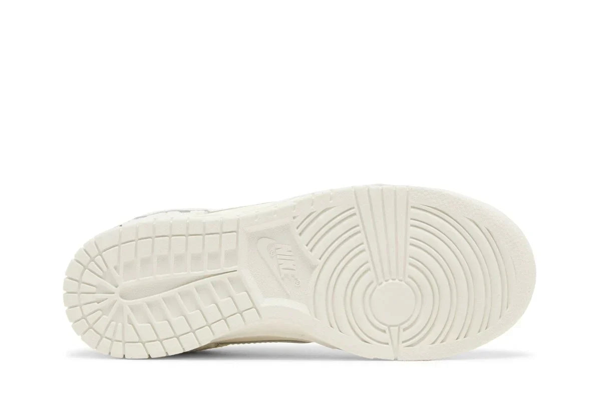 Nike Dunk Low Give Her Flowers