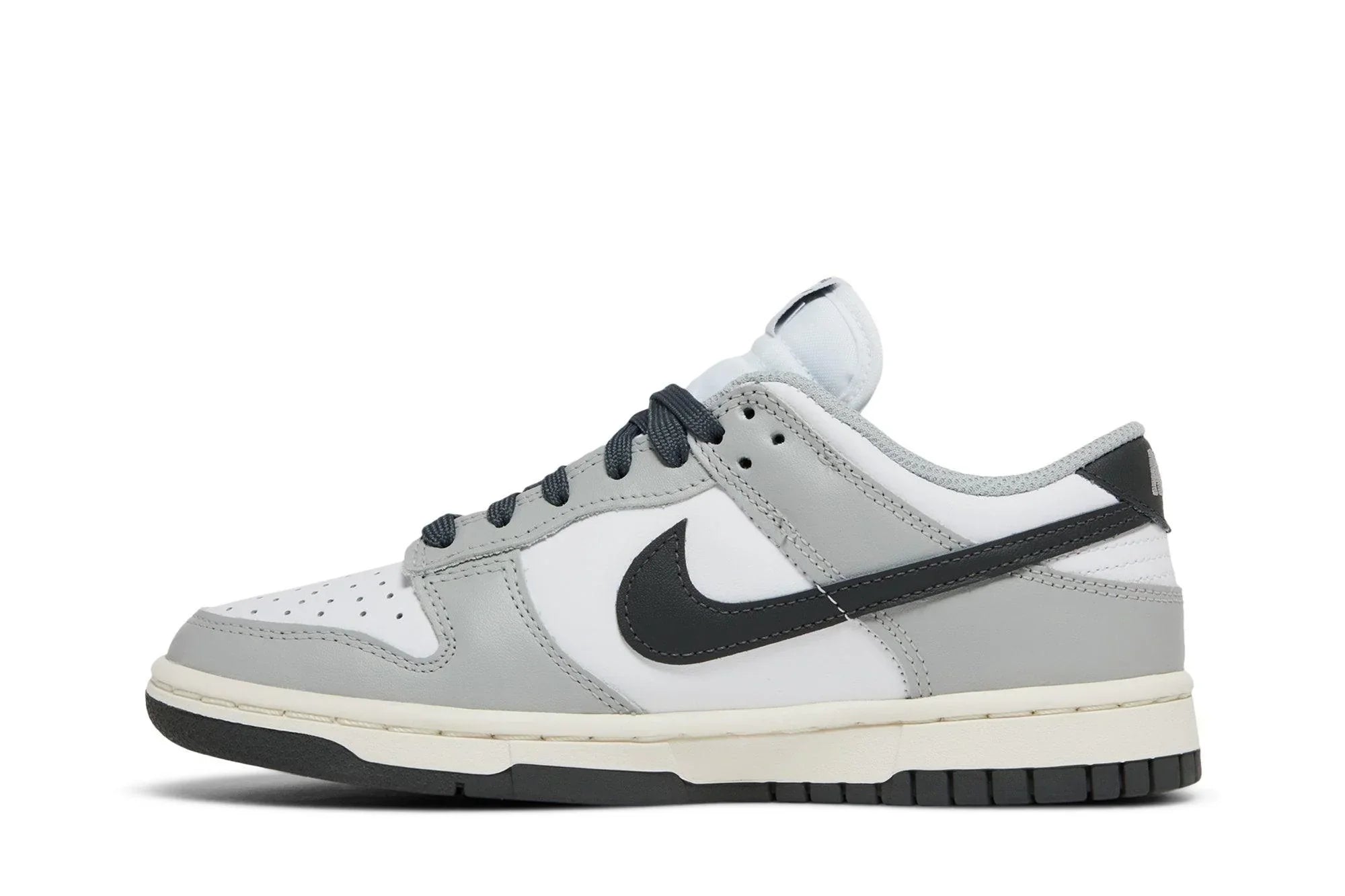 Nike Dunk Low Light Smoke Grey