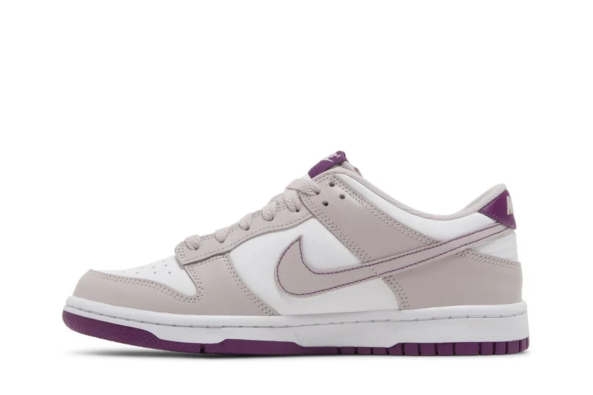 Nike Dunk Low Platinum Violet