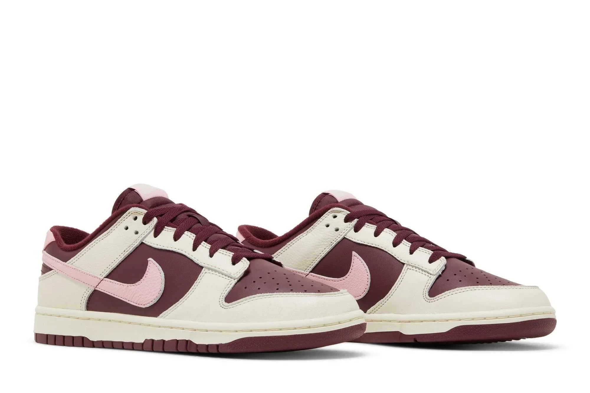 Nike Dunk Low Premium Valentine's day Vermelho