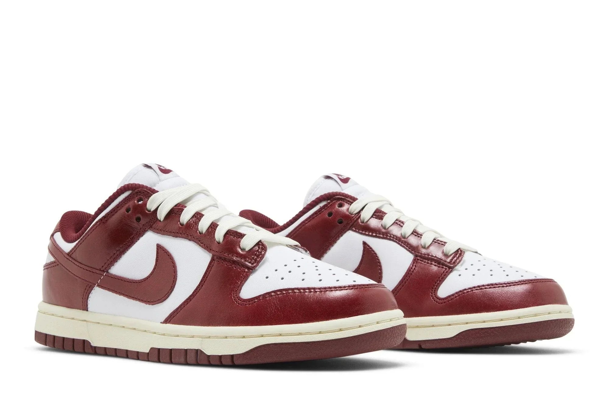 Nike Dunk Low PRM Vintage Team Red