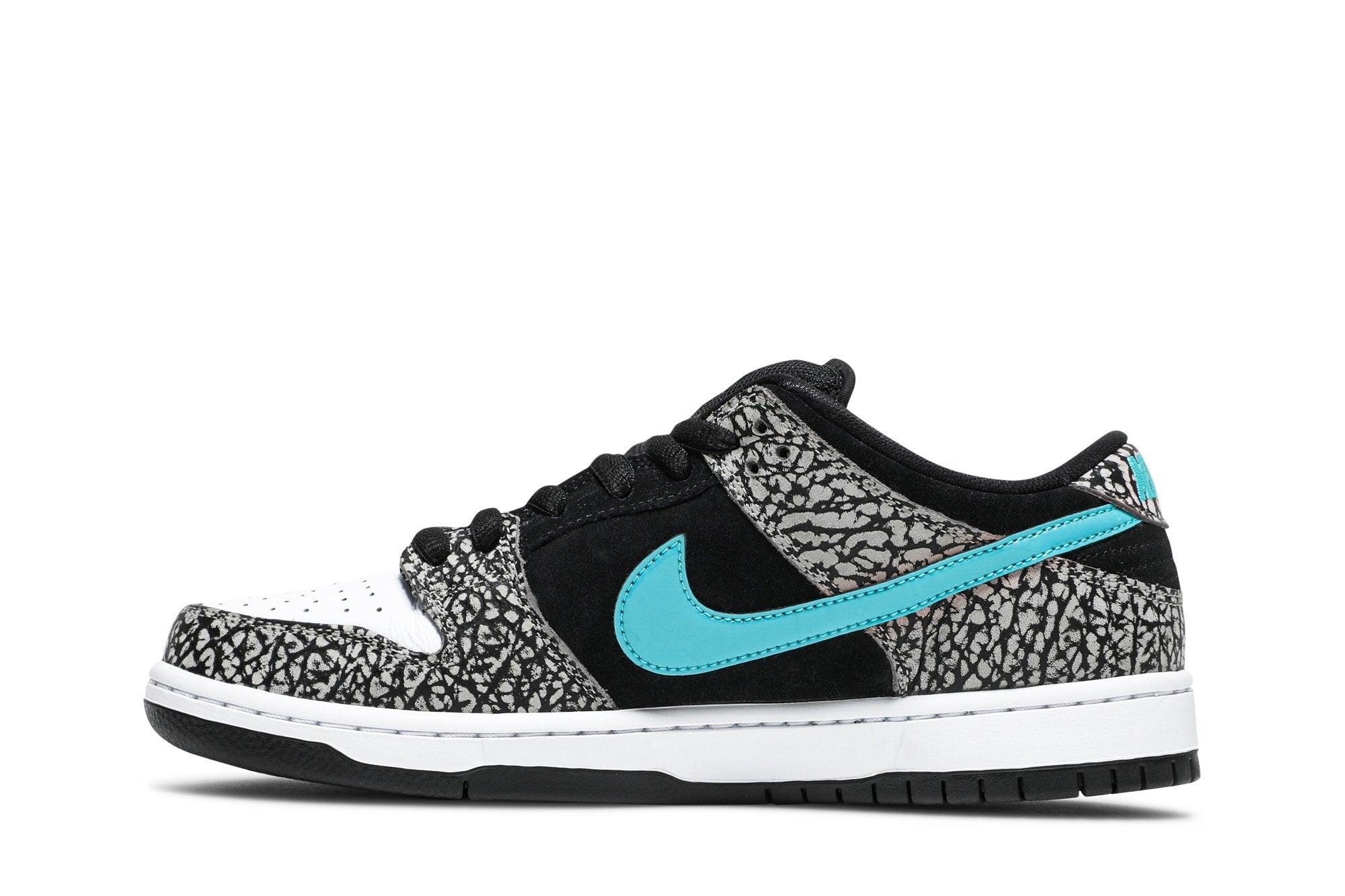 Nike SB Dunk Low Elephant Colorido