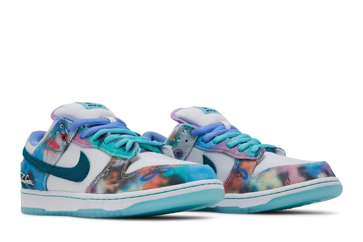 Nike Sb Dunk Low x Futura Skateboard Bleached Aqua
